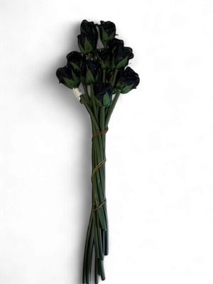 Rose Bud Bouquet in Black