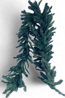 Banff Garland 9'x18"