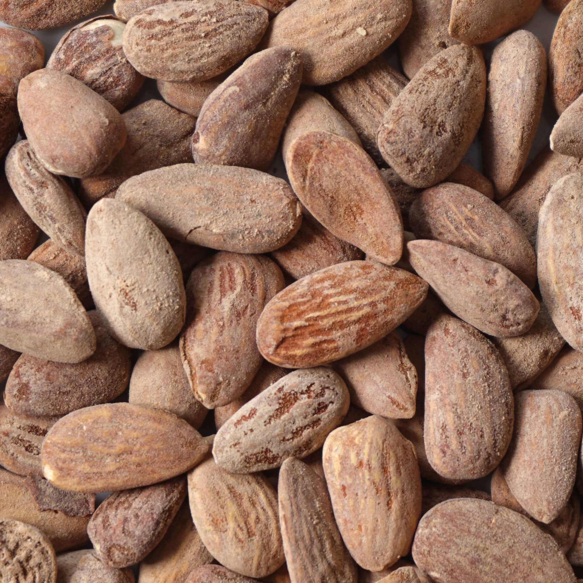 Salzmandeln im Pfandglas