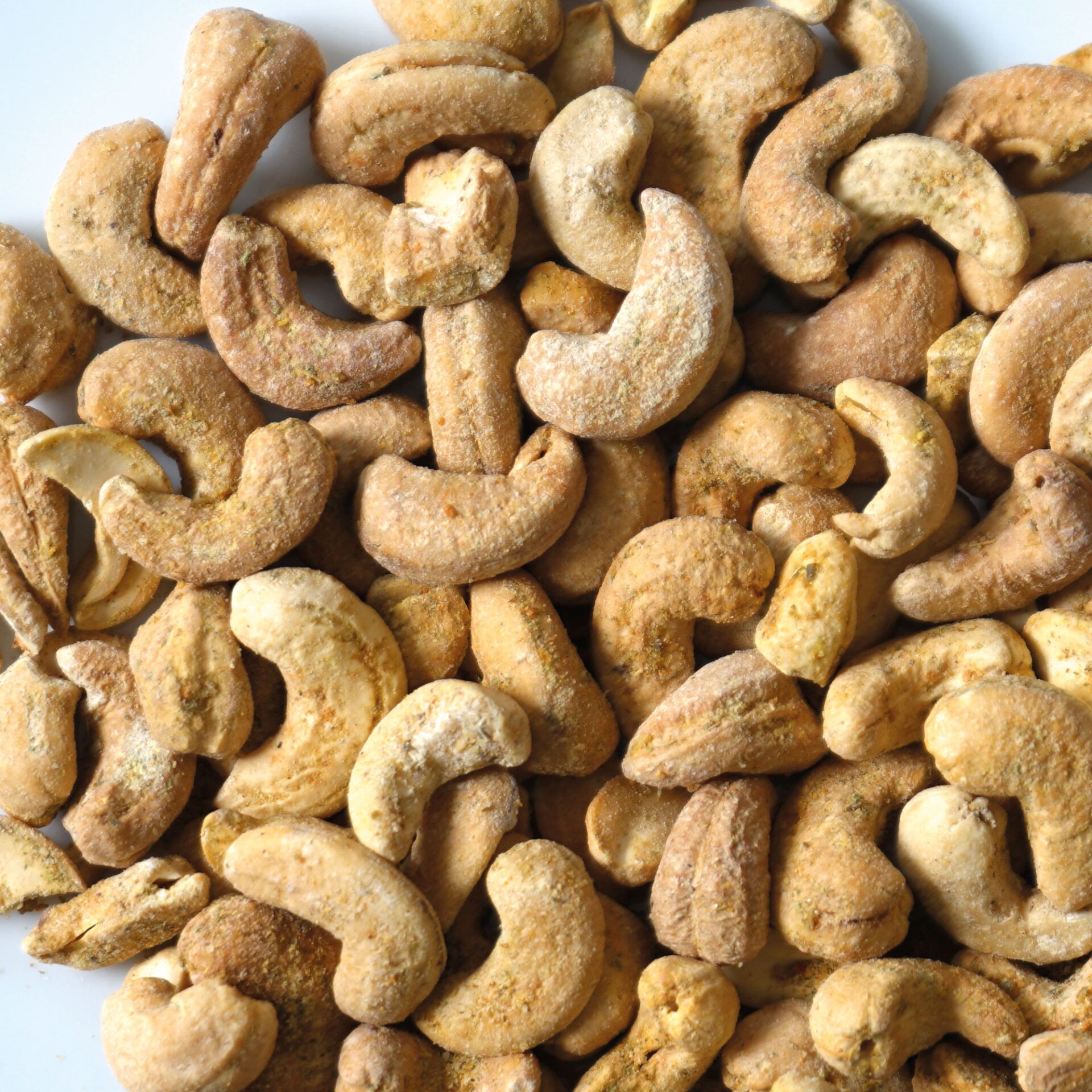 Geröstete Cashews à la Cafe-de-Paris im Pfandglas