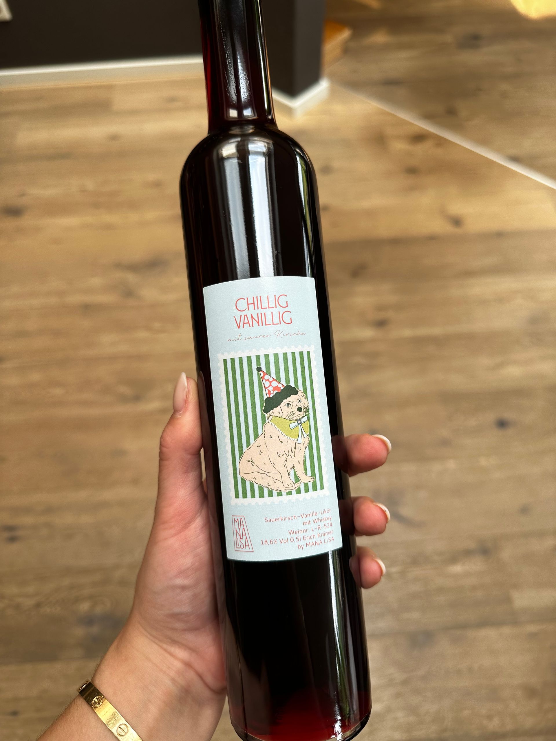 Sauerkirsch-Vanille Likör mit Whiskey