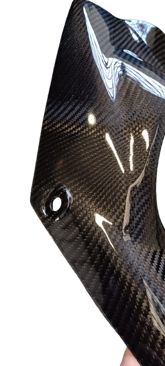 [CRB-085] Carena anteriore per booster spirit