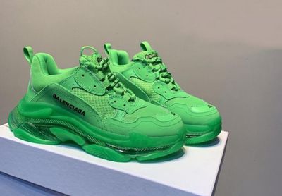 Balenciaga- triples