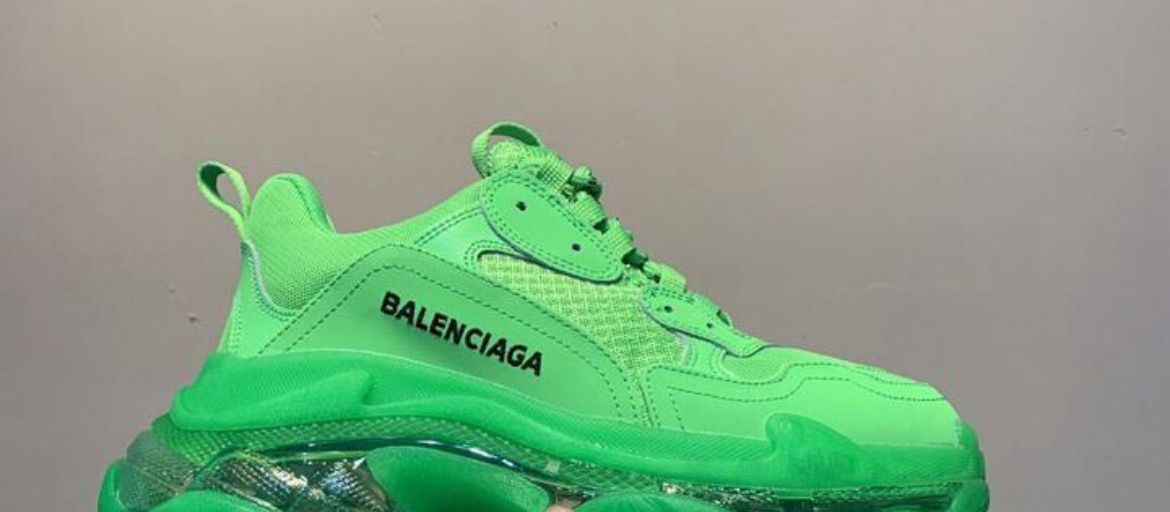 Balenciaga- triples