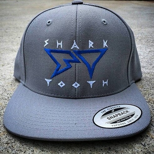 Shark Tooth® Silver Snapback