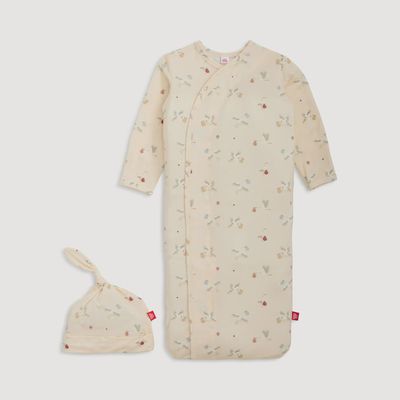 Magnetic Modal Gown+Hat / Special Delivery