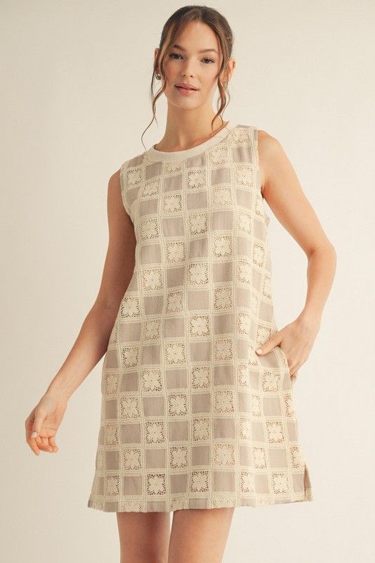 Square Pattern Sleeveless Dress