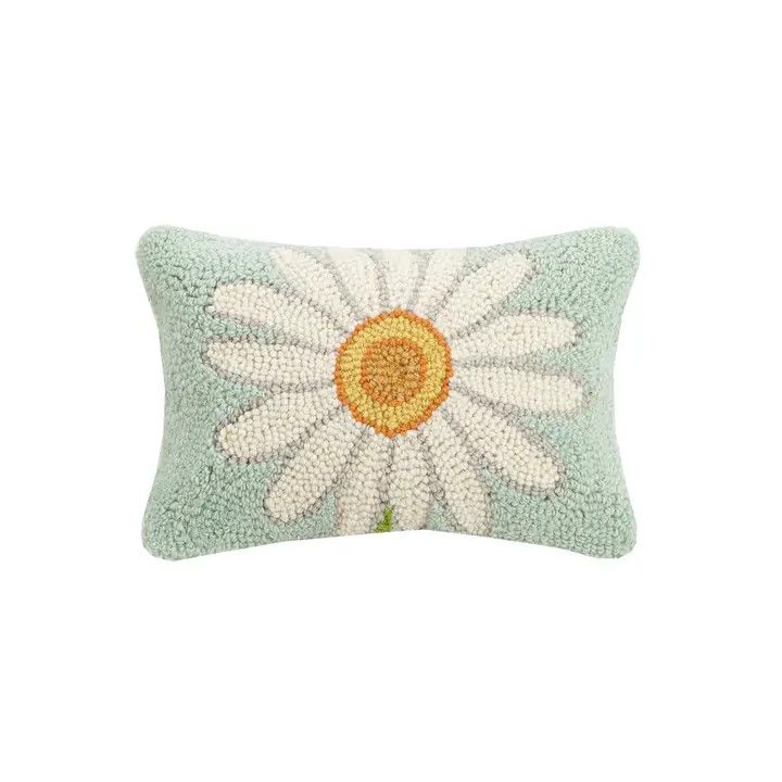 Daisy Hook Pillow 8x12