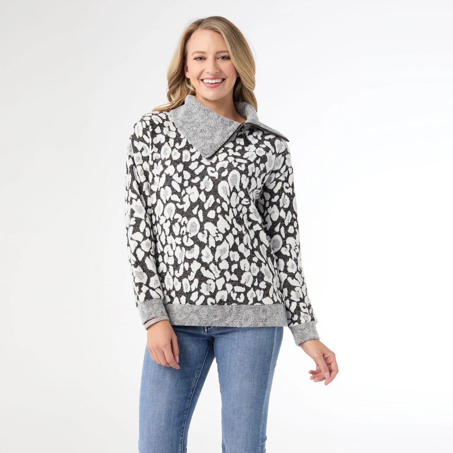 Johanna Printed Top w/Side Collar Zipper - White/Black