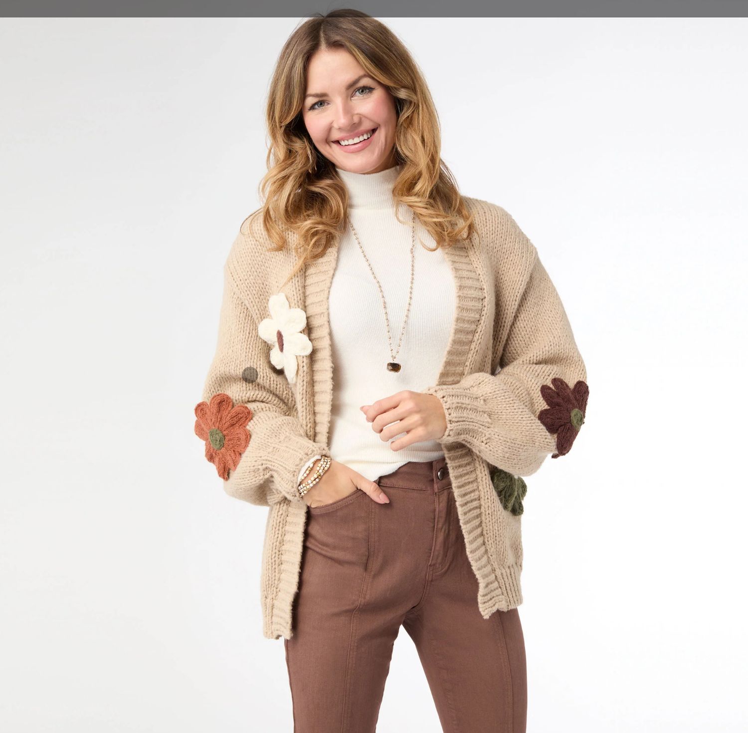 Caroline Open Cardigan With Flower Detail