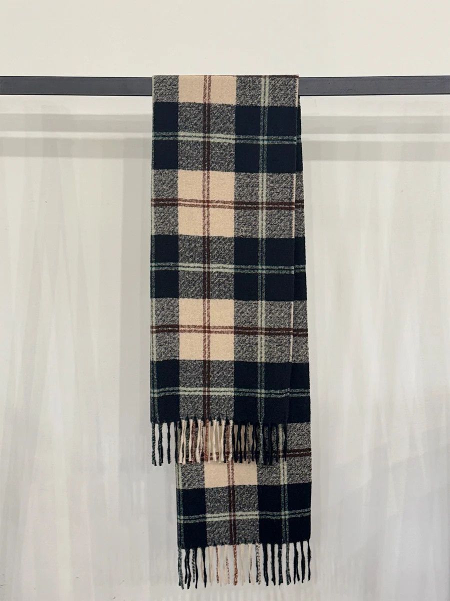 Langford Tartan Scarf- Black