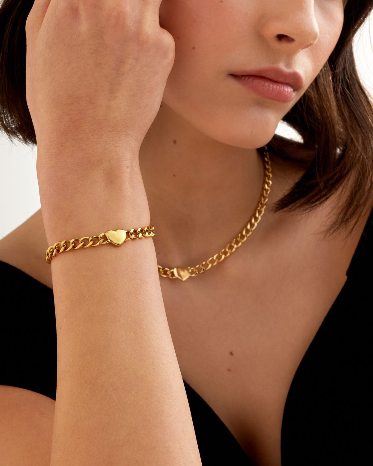 Allure Heart Chain Bracelet  Gold