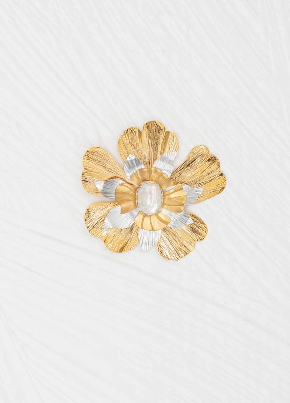 Bountiful Bloom Brooch