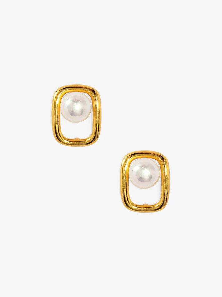 Square Pearl Stud Earring Gold