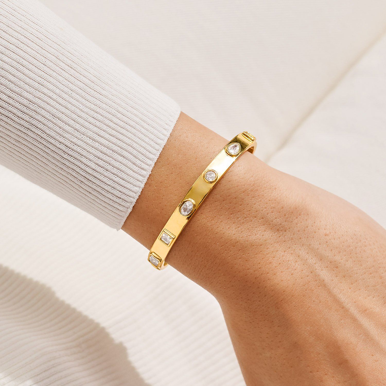 Bracelet Bar CZ Bangle In Gold-Tone Plating
