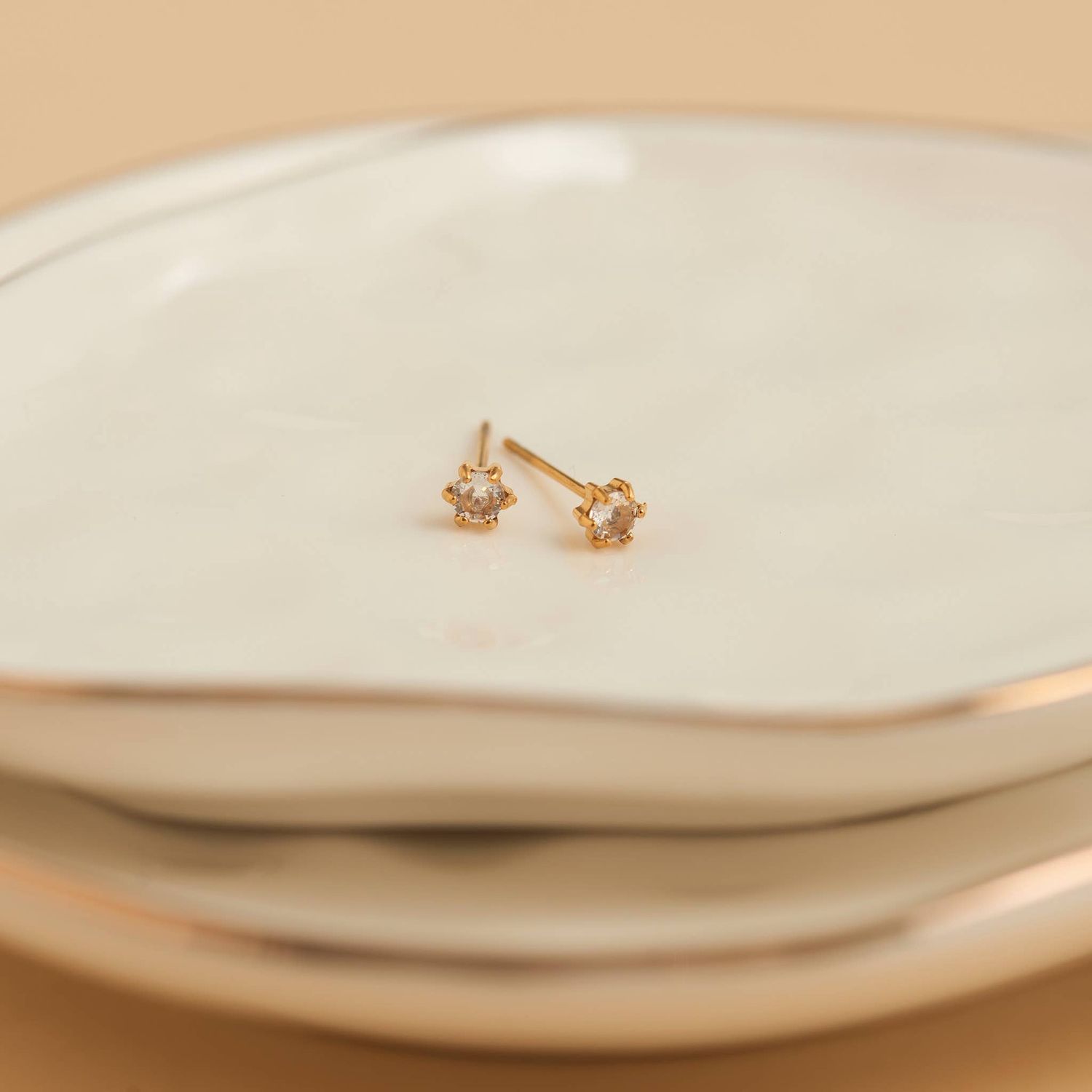 Waterproof Earrings 3mm Round Cubic Zirconia Stud Narelle, Color: Gold
