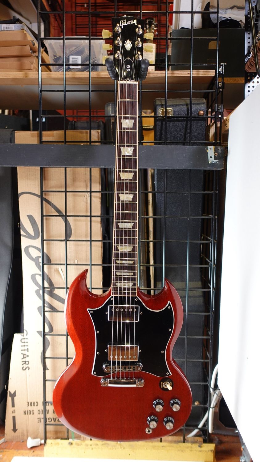 2010 Gibson SG Standard Cherry w/ OHSC