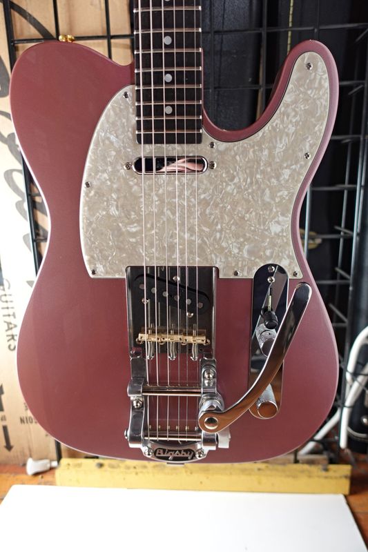 2026 Woodland Custom Series TM - Burgundy Mist Metallic + Bigsby w/ Gator TSA Case