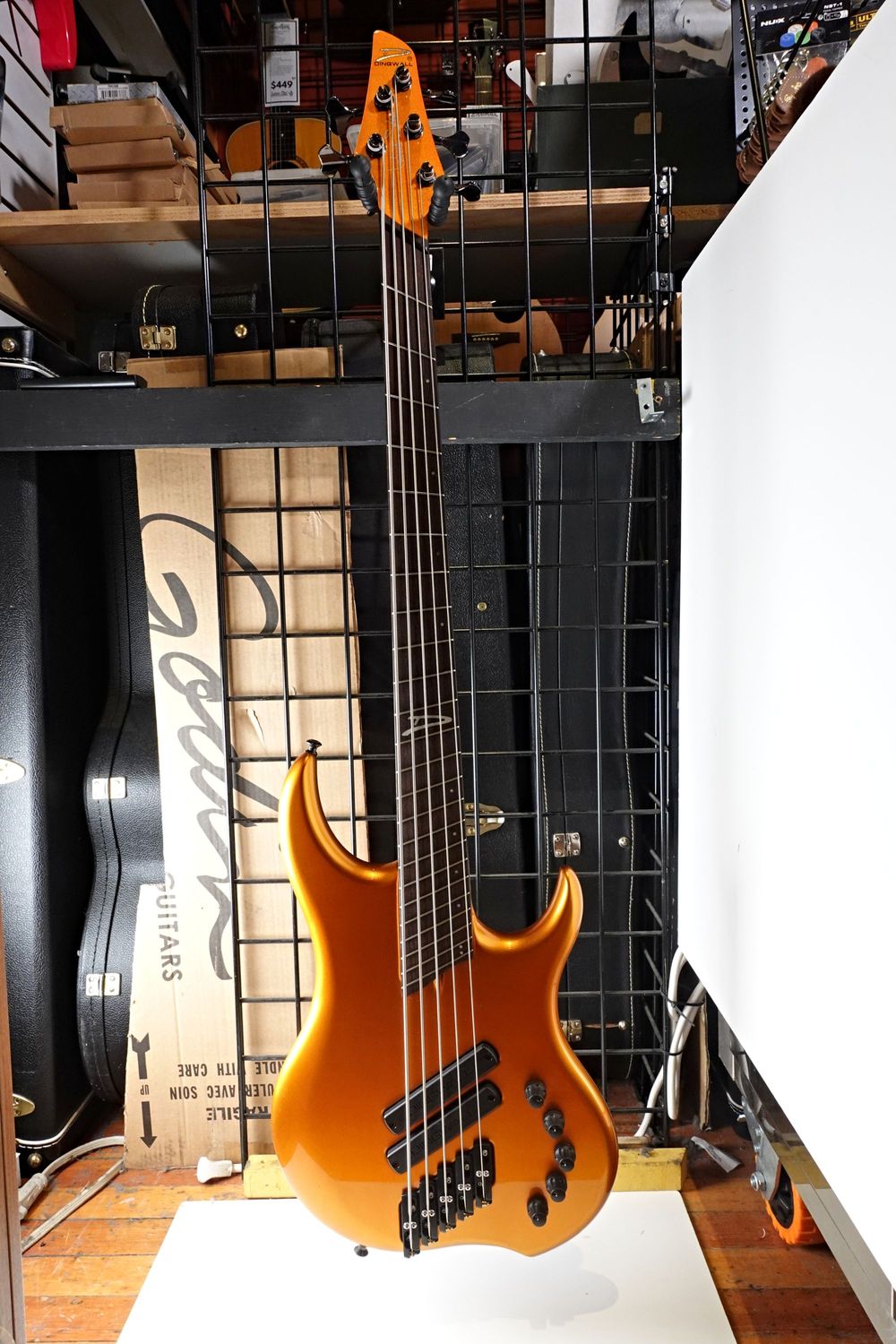 Dingwall Lee Skylar 5 String Bass w/ Dingwall Gigbag