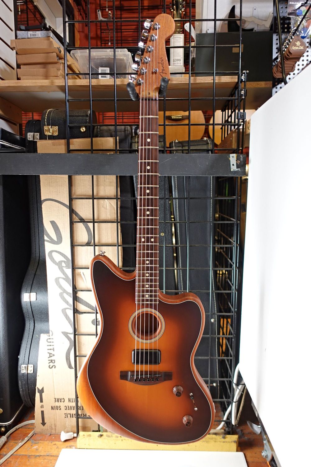 2022 Fender Acoustasonic Player Jazzmaster - Sunburst - No Case