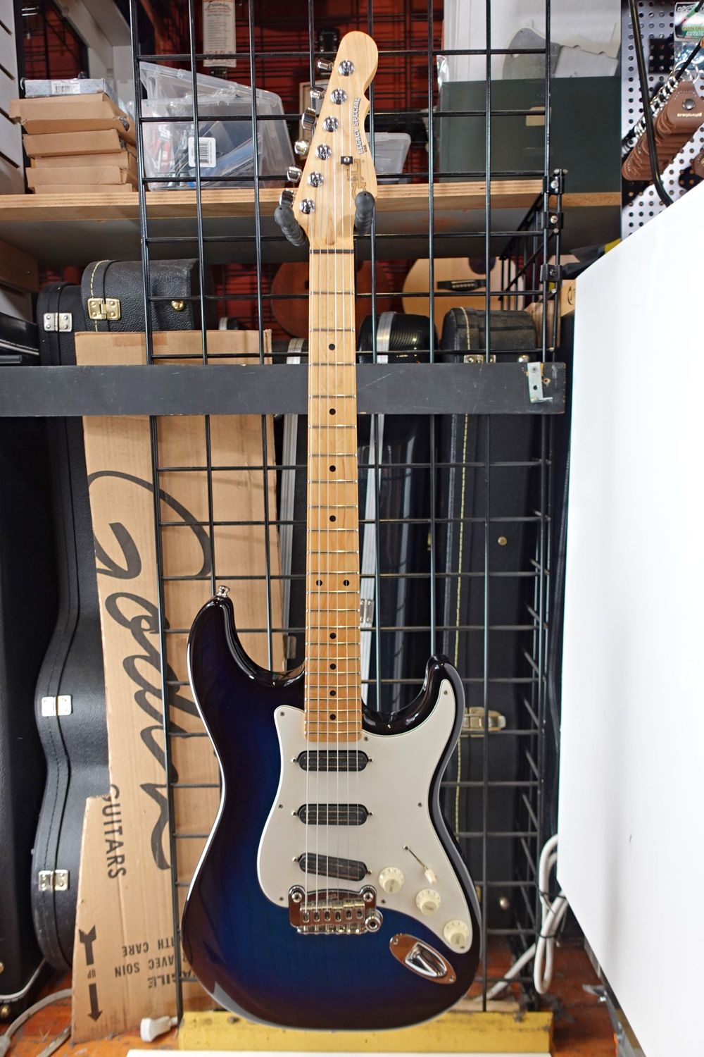 1997 G&amp;L Legacy Special - Blue w/ Gigbag