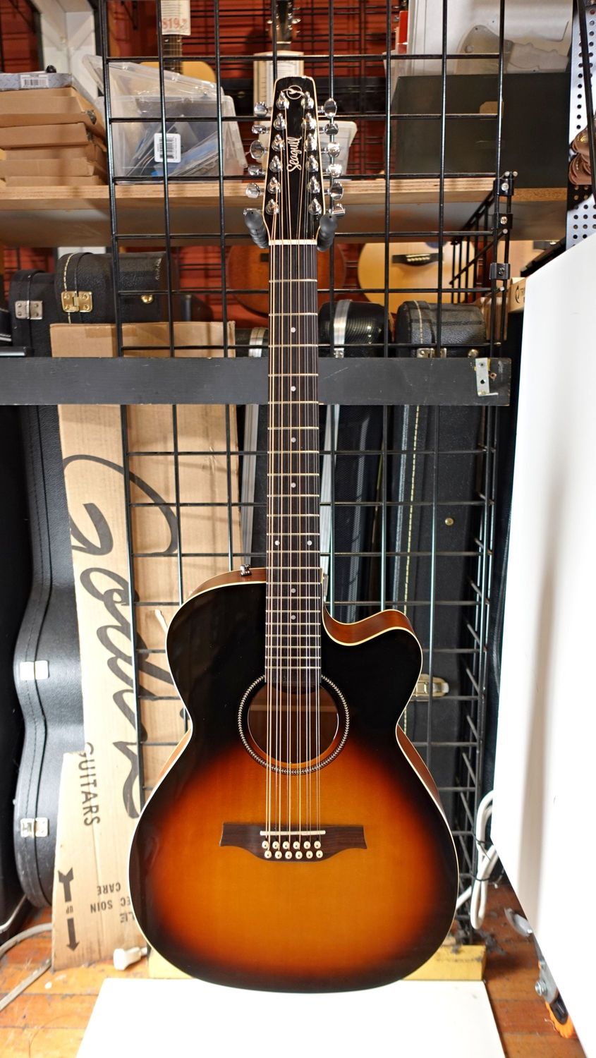 Seagull S12 CH CW Spruce Sunburst GT QIT w/ gigbag