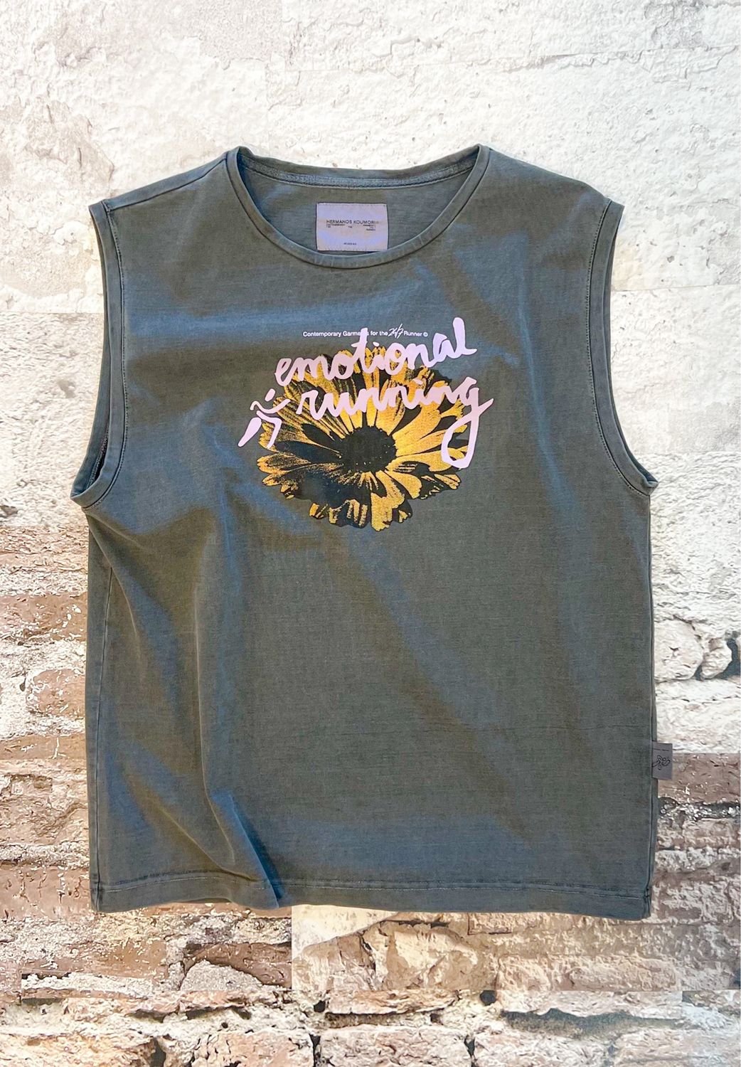 Emotional Flowers Tank