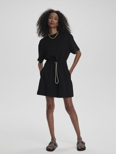 maple dress 2.0, Size: M, Colour: black, Season: 2511