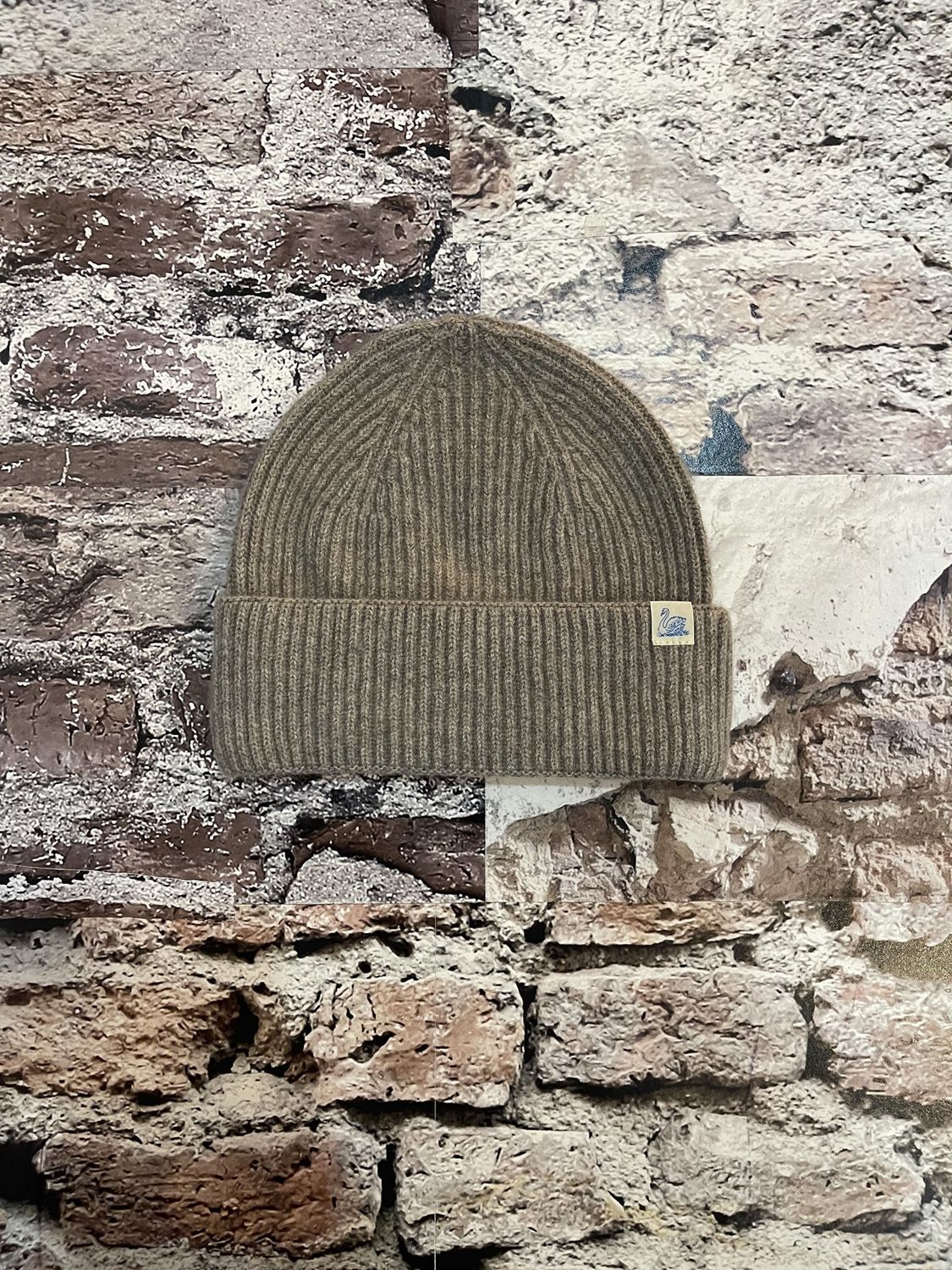 SKBN05 Women&#39;s Merino Silk Cashmere Beanie, Color: Faded Grain