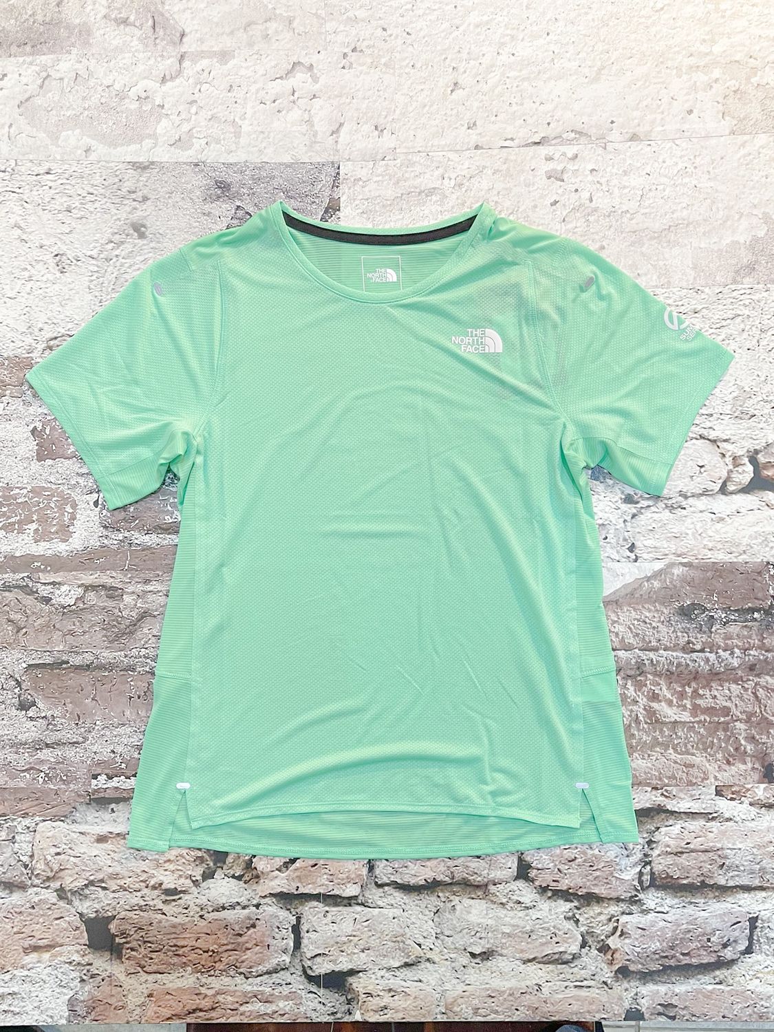 Women's Summit High Trail Short Sleeve, Color: Spring Bud, Size: Extra Small