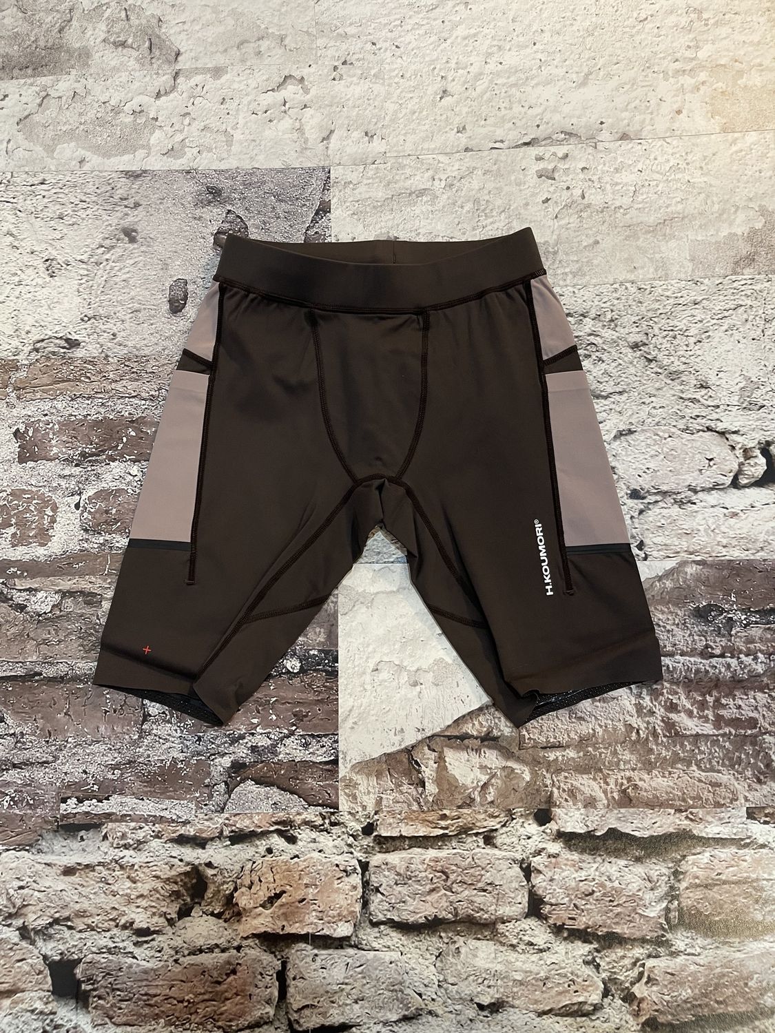HK - Training Tights