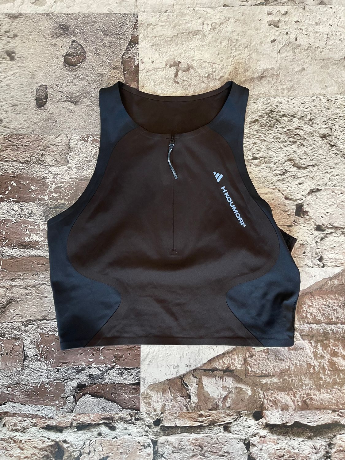 W Adidas x HK Crop
