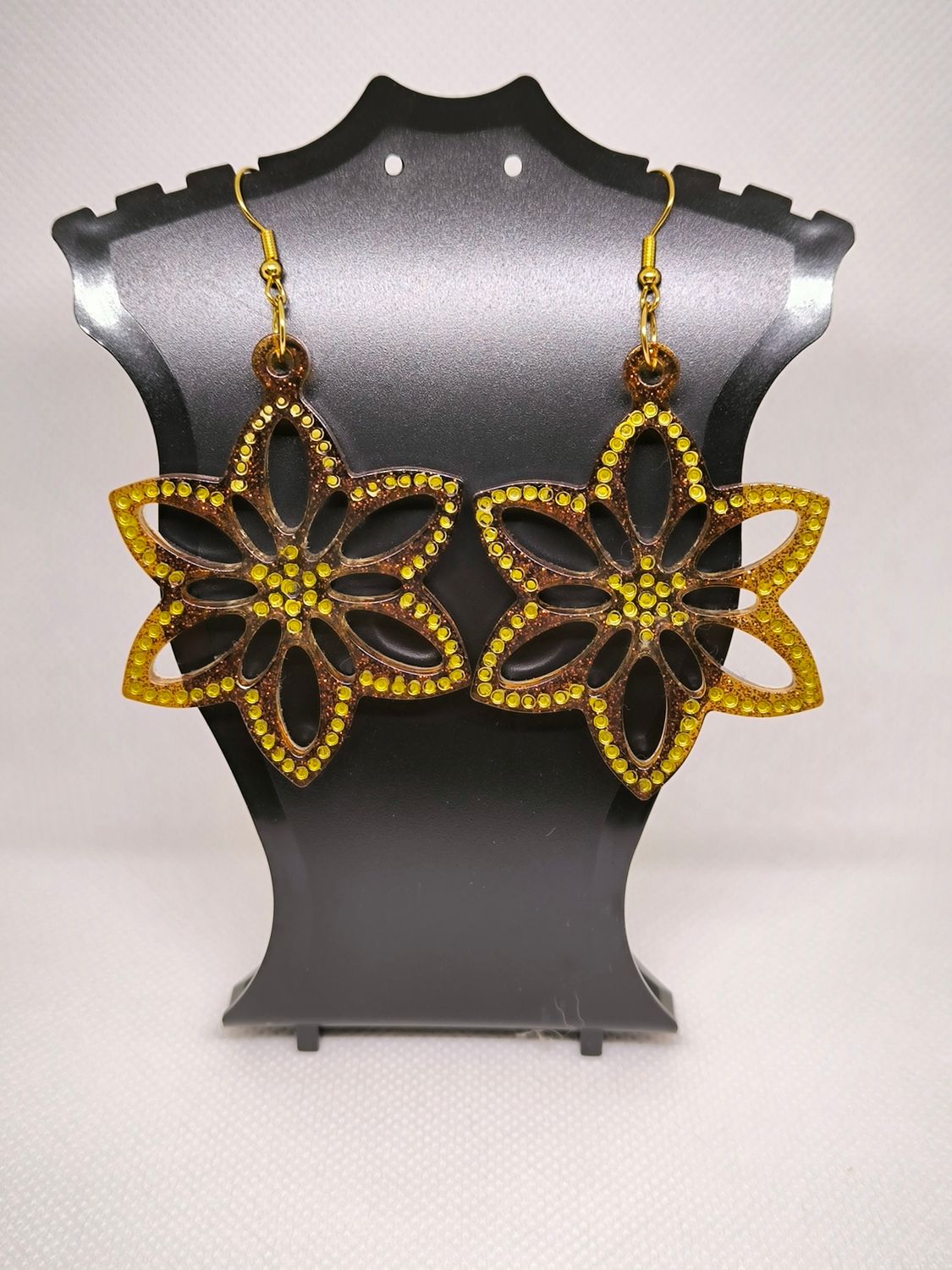 Boucles d&#39;oreilles fleur étoilée 