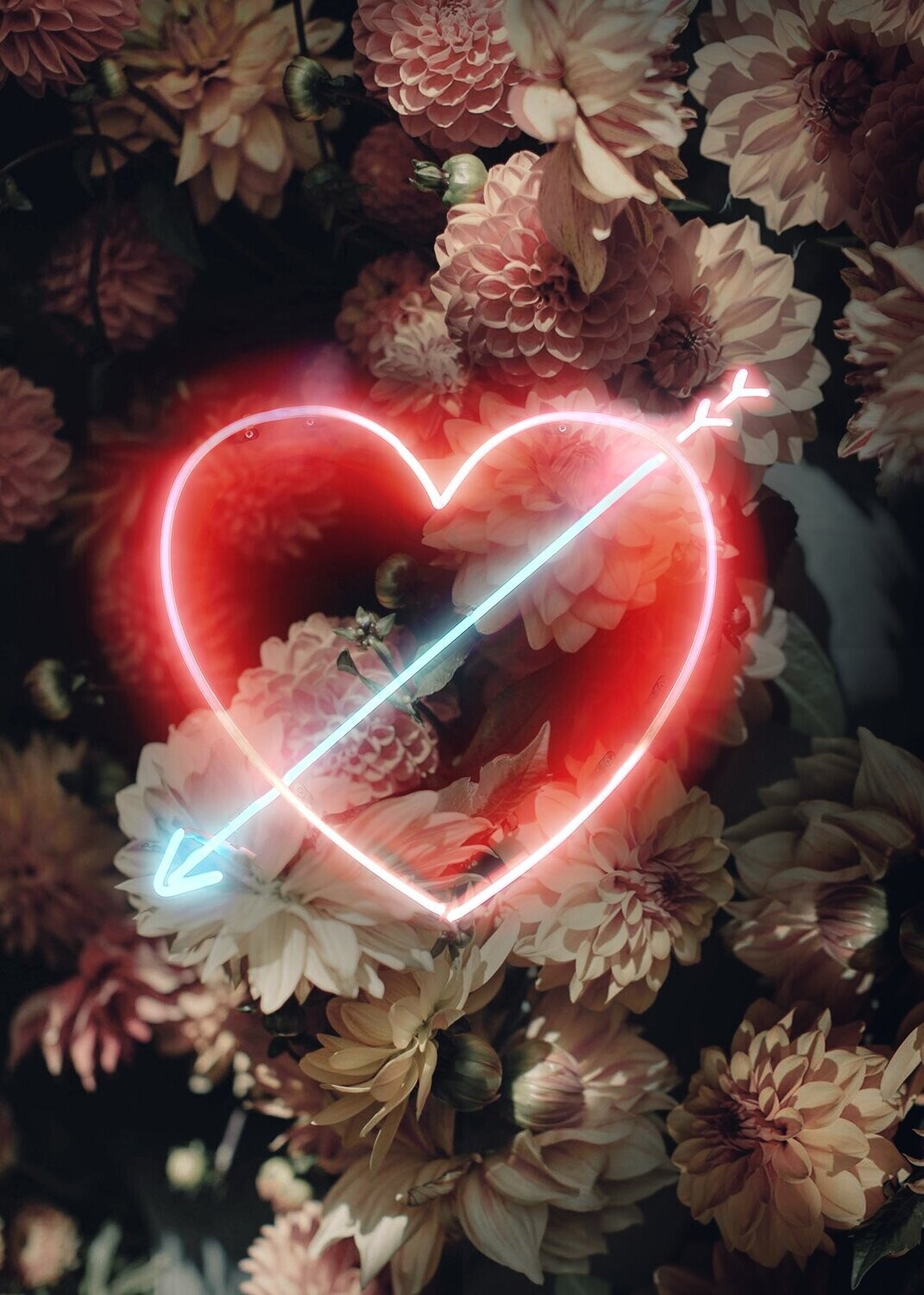 HEART AND FLOWERS NEON PRINT