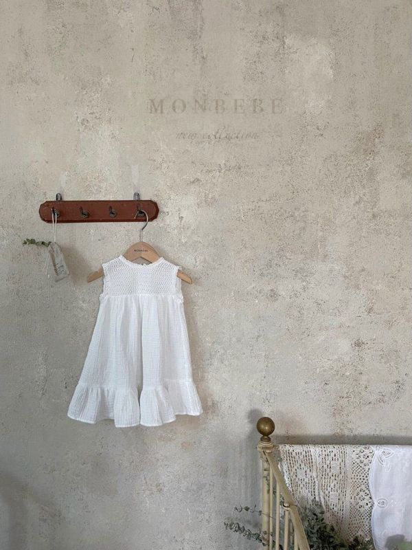 VESTIDO COM TEXTURA