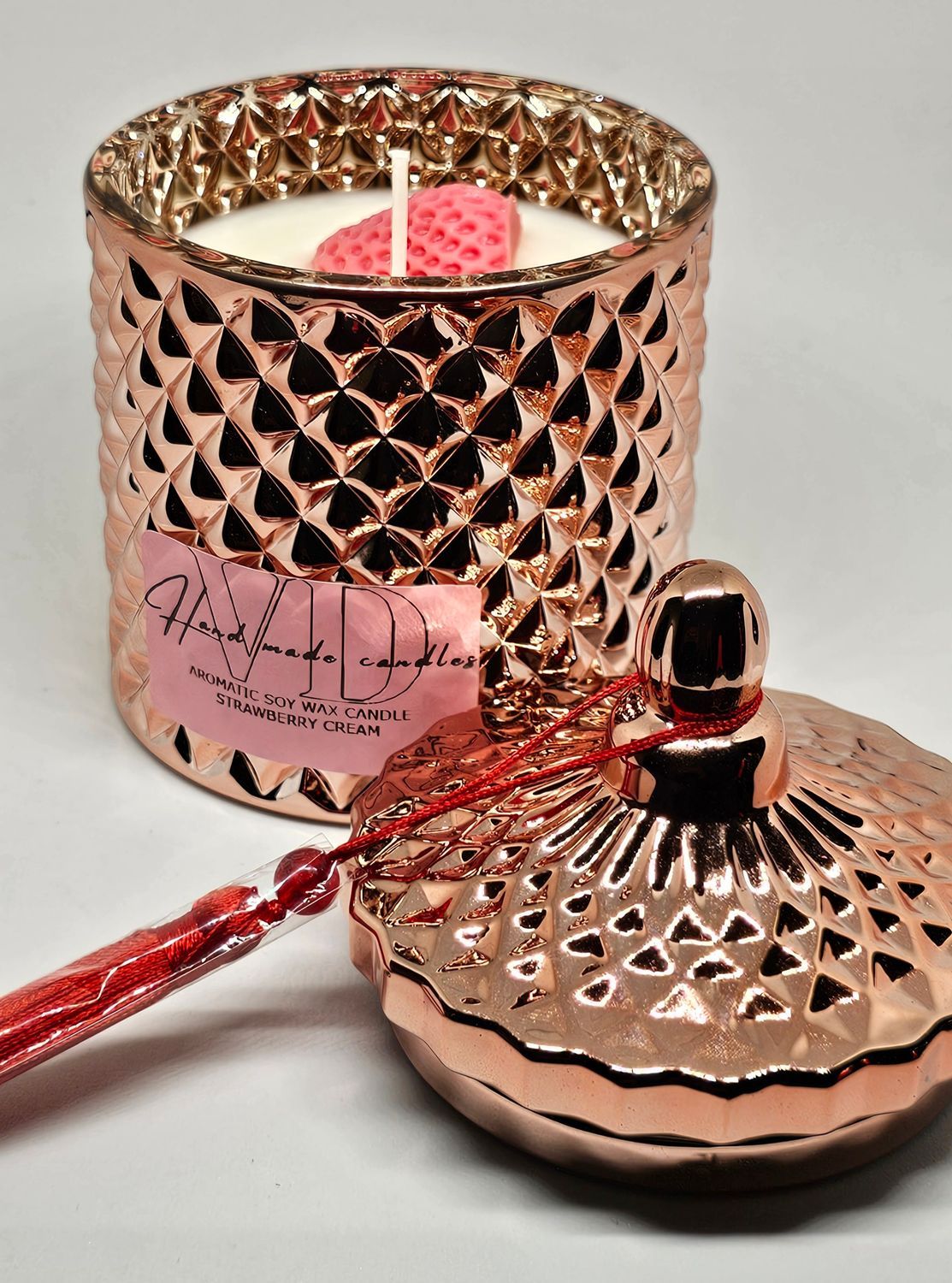 ​​Aroma candle STRAWBERRY CREAM
