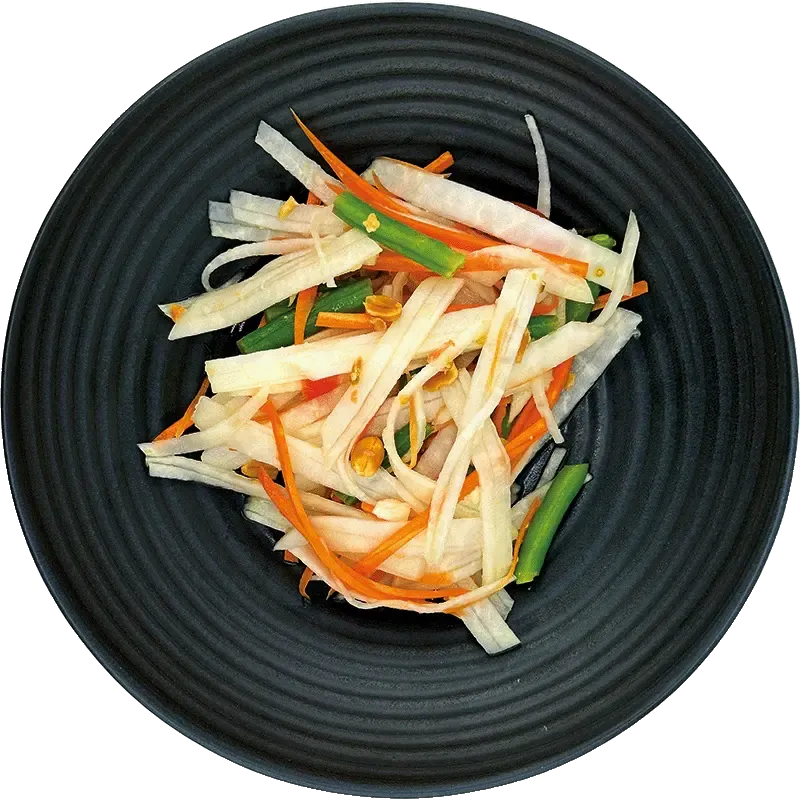 Som Tum, typischer Thai Salat (Kohlrabi)