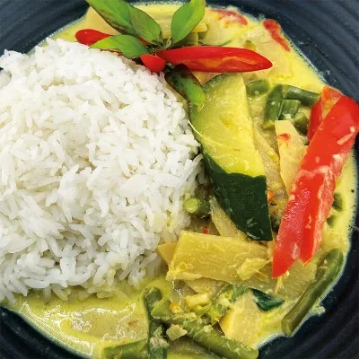 Green Thai Curry with chicken/or vegan and rice