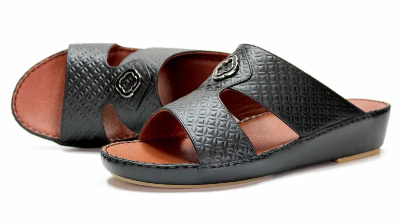 FEATHERS - 1031