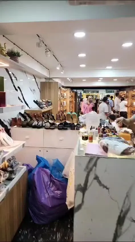 Shopping time(video)