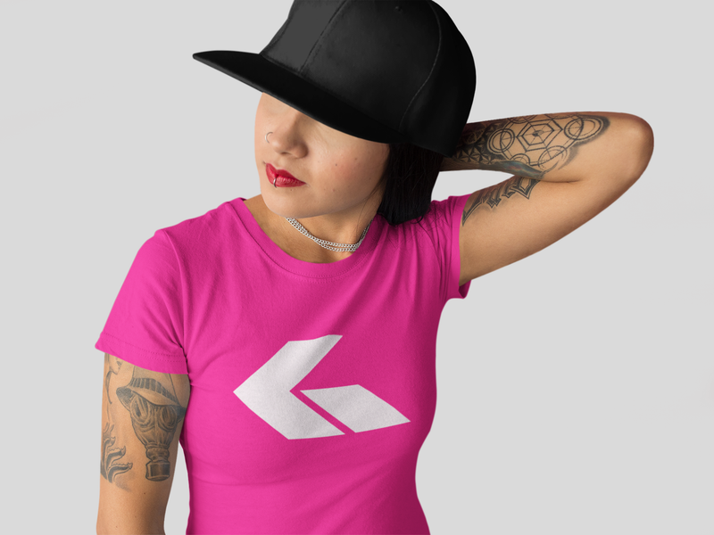 Supporter  T-Shirt by GWONN - PINK