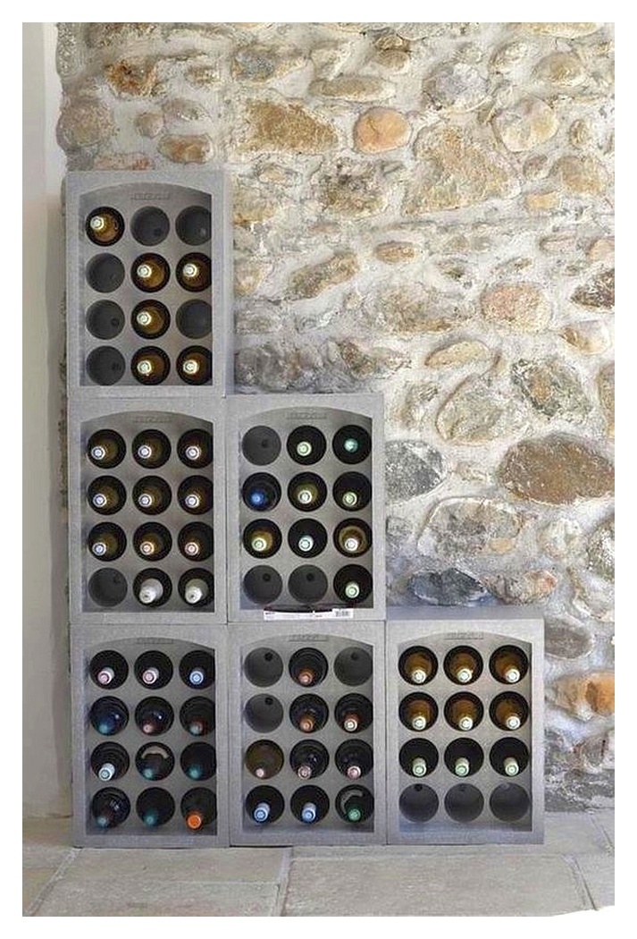 Flessen Rek voor 24 flessen - Isolerend - licht polystyreen - stapelbaar - 67x50x 29.5cm - max 74KG