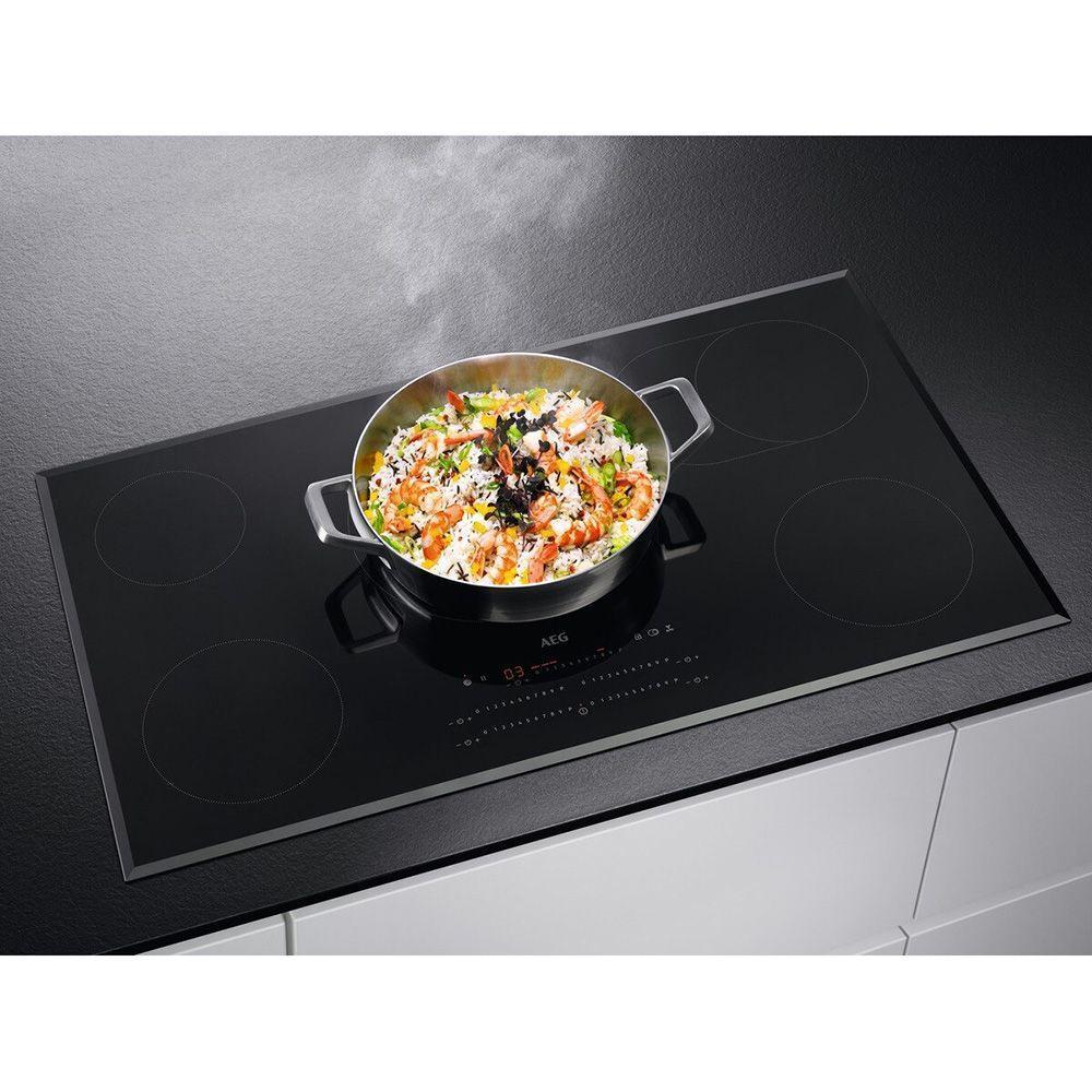 AEG HRE95770FB Keramische Kookplaat 90 cm 5-zones Boost AEG HRE95770FB Keramische Kookplaat 90 cm 5-zones Boost