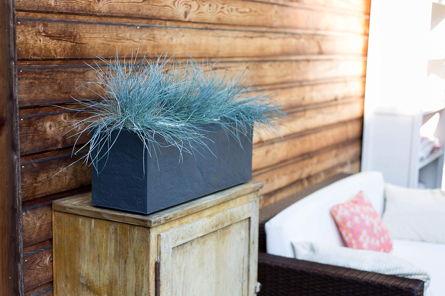 EDA Plantenbak Balcon Volcania Stone effect Antraciet 25 liter - 59 x 19,5 x 22,8 cm EDA Plantenbak Balcon Volcania Stone effect Antraciet 25 liter - 59 x 19,5 x 22,8 cm