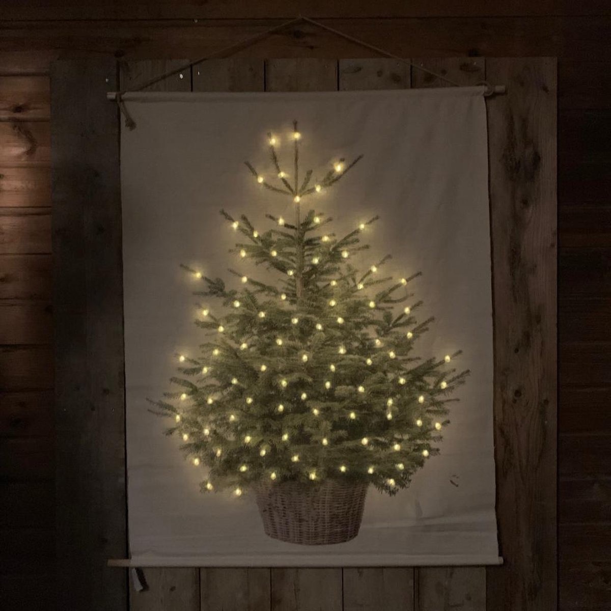 Countryfield Wanddoek Kerstboom met LED - 110 x 136 cm Countryfield Wanddoek Kerstboom met LED - 110 x 136 cm