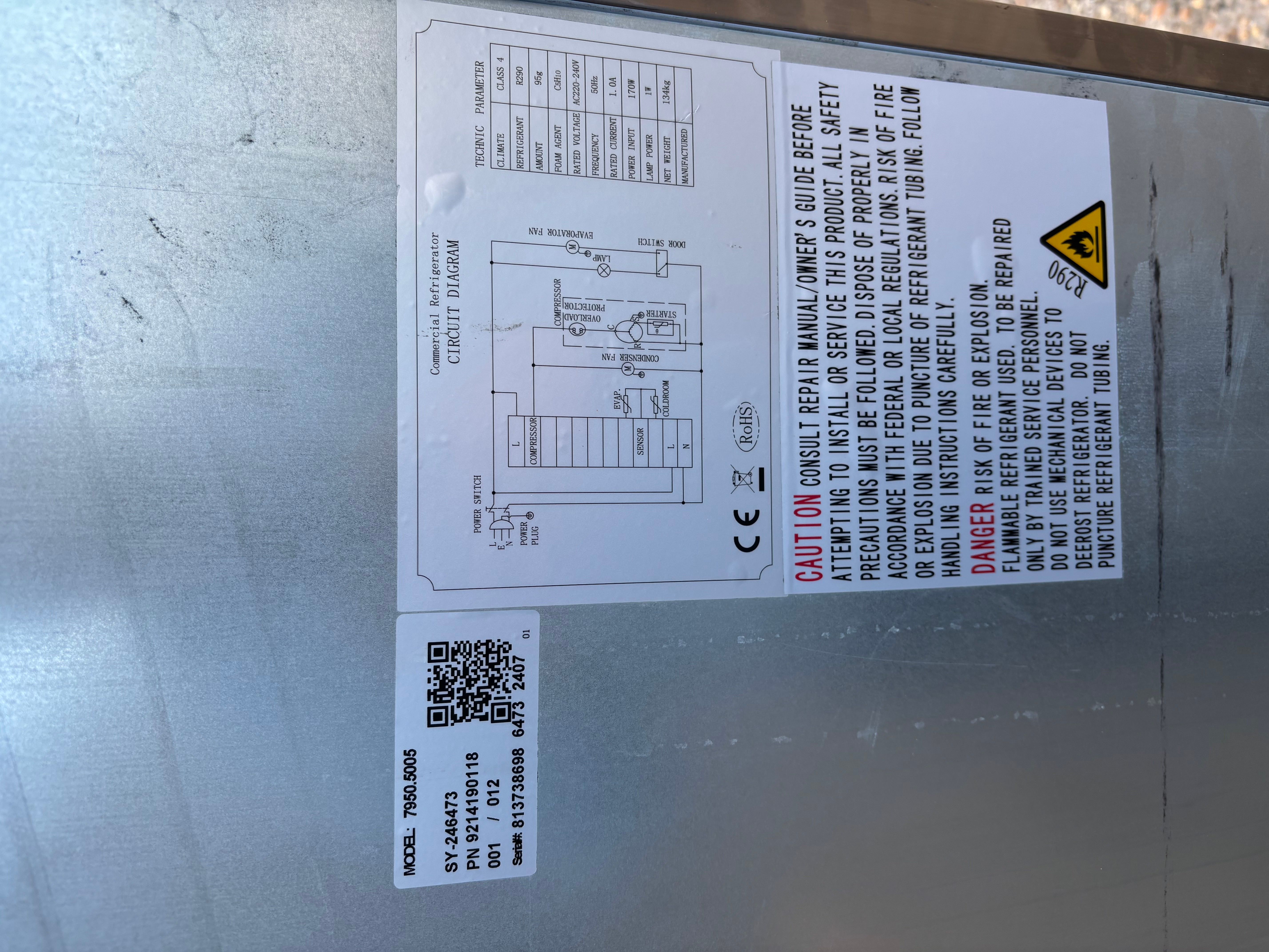 Ecofrost Koelkast 7950.5005 650L 2/1GN -2/+8°C 74x83x201cm Ecofrost Koelkast 7950.5005 650L 2/1GN -2/+8°C 74x83x201cm