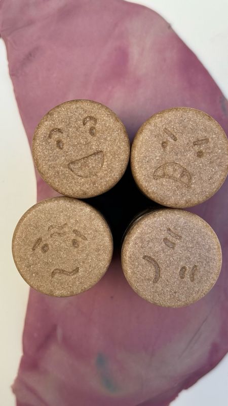 σφραγιδες συναισθηματα για παιδια φτιαγμενα απο πετρα