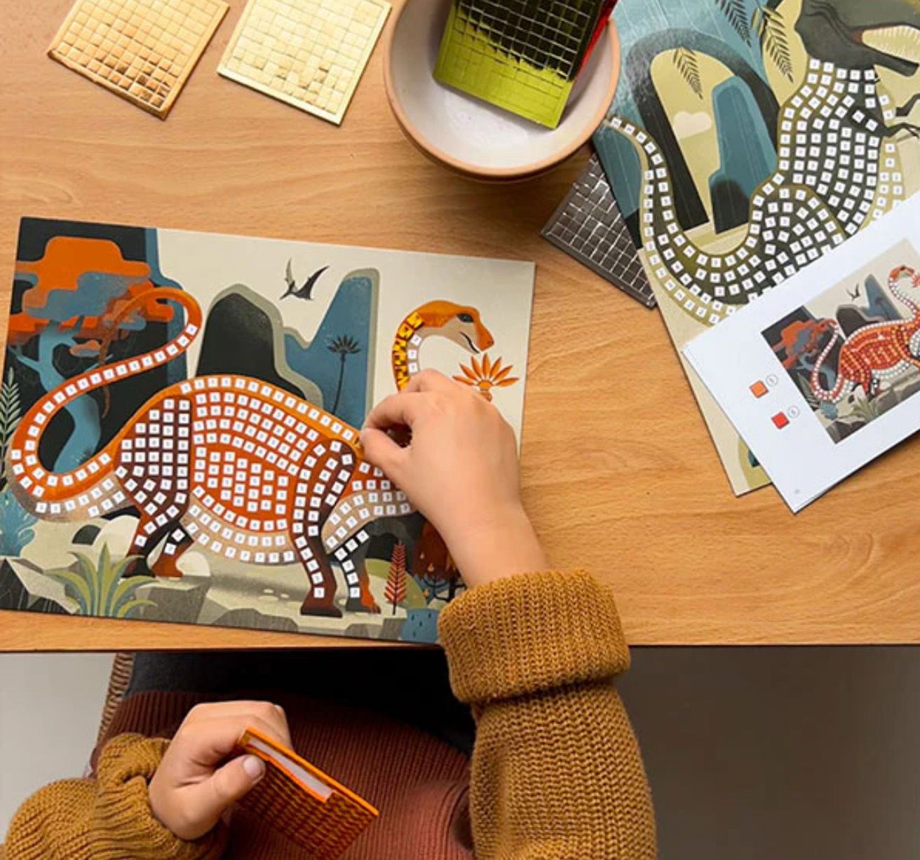 Μωσαϊκό με αυτοκόλλητα μεταλλικό εφέ Δεινόσαυροι