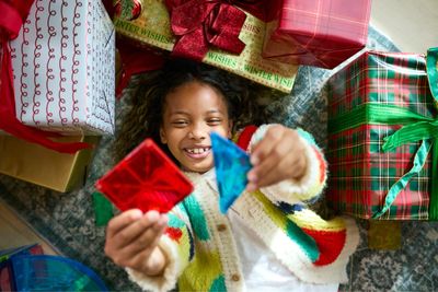 Magna-Tiles μαγνητικα πλακιδια για παιδια,μαγνητικα τουβλακια για τρισδιαστατες κατασκευες, συνδεονται με μαγνητες