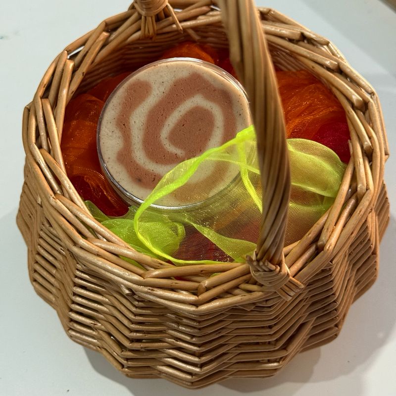 αρωματική πλαστελίνη cinammon roll με φυσικά και βρώσιμα συστατικά all your senses